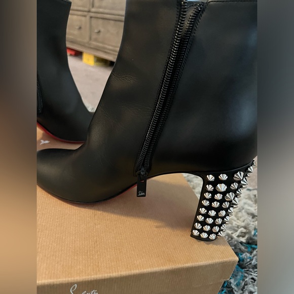 Louis Vuitton size 40 (9.5) women’s - Picture 5 of 7